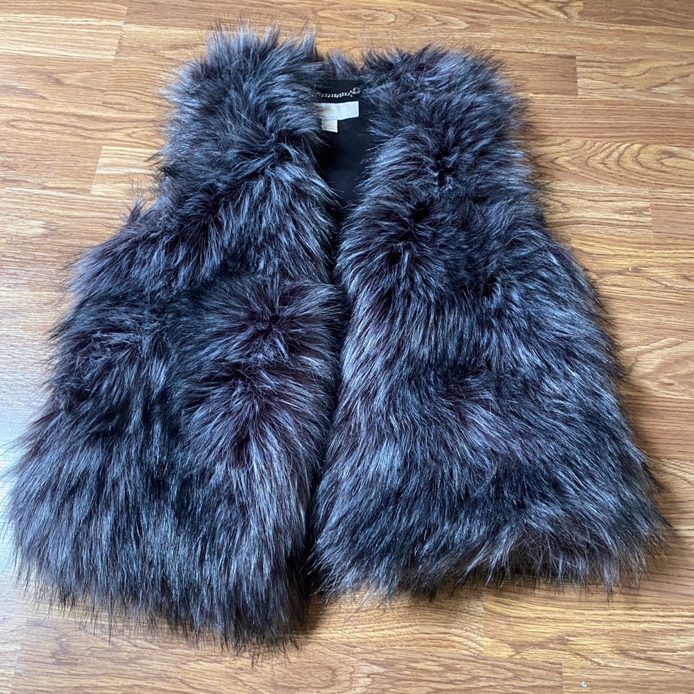 Michael Kors grey faux fur vest